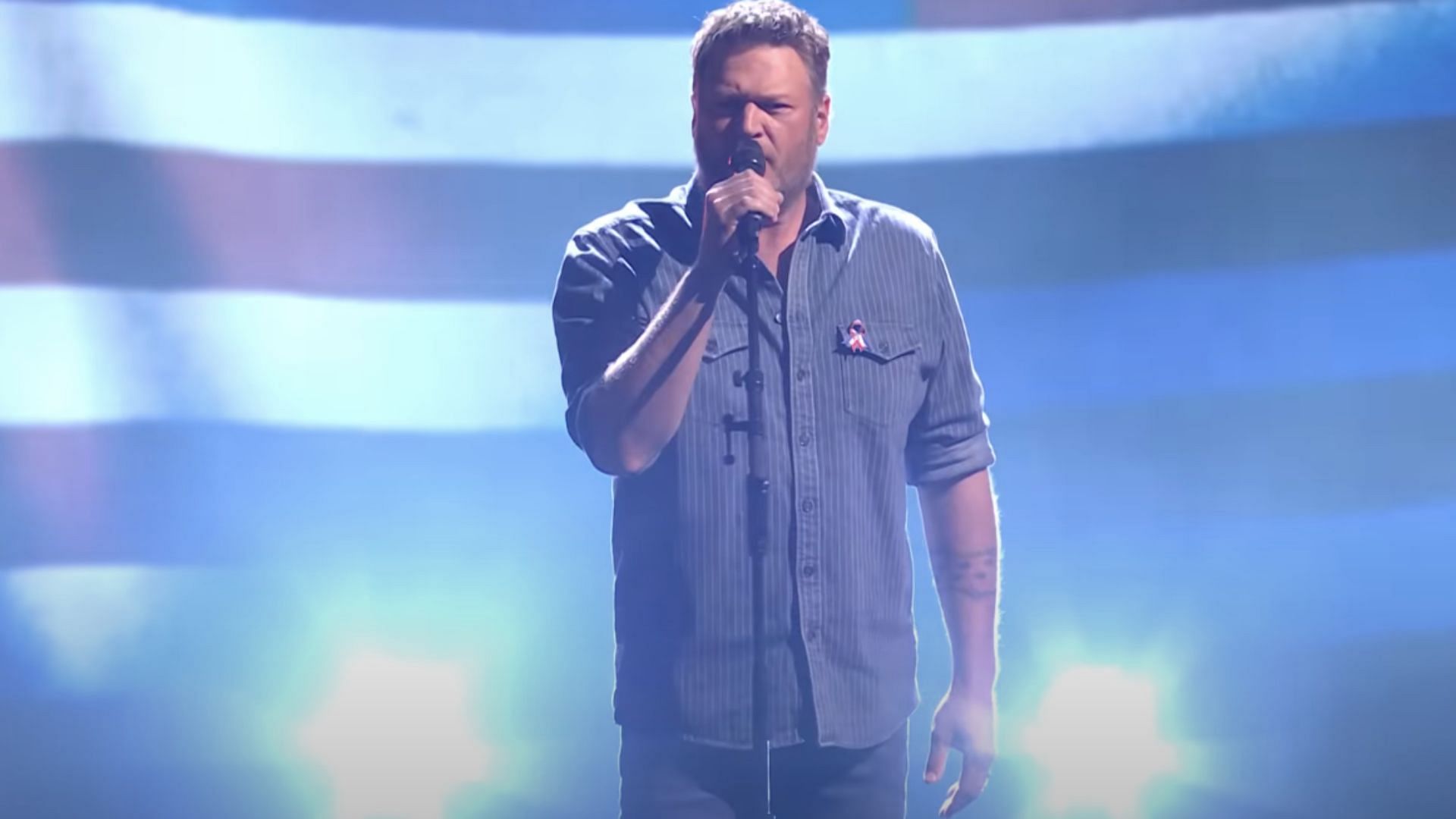 Shelton at the 2025 American Music Awards (Image via YouTube/Blake Shelton)